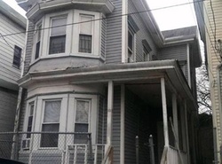 Pre-foreclosure in  HAMILTON AVE Paterson, NJ 07501