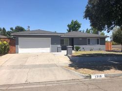 Pre-foreclosure in  N CHESTNUT AVE Fresno, CA 93703