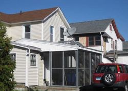 Pre-foreclosure in  NEWFIELD AVE Bridgeport, CT 06607