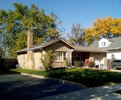 Pre-foreclosure in  S MYRTLE AVE Villa Park, IL 60181