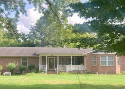 Pre-foreclosure in  WATSONWOOD DR Nashville, TN 37211