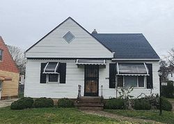 Pre-foreclosure in  HARVARD AVE Cleveland, OH 44128