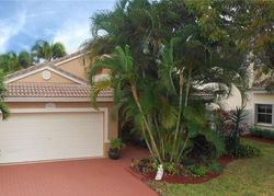 Pre-foreclosure in  SW 15TH ST Hollywood, FL 33029