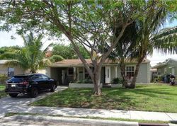 Pre-foreclosure in  NE 51ST ST Fort Lauderdale, FL 33334