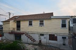 Pre-foreclosure in  SCHUYLER TER Bronx, NY 10465