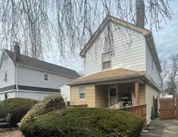 Pre-foreclosure in  KINGS PKWY Baldwin, NY 11510