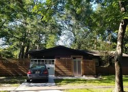 Pre-foreclosure in  NE 18TH PL Gainesville, FL 32609