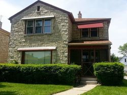 Pre-foreclosure in  N 55TH ST Milwaukee, WI 53216