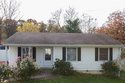 Pre-foreclosure in  4TH ST Waynesboro, VA 22980