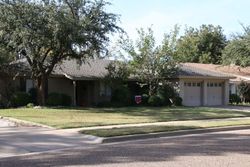Pre-foreclosure in  KENOSHA AVE Lubbock, TX 79423