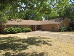 Pre-foreclosure Listing in AGNES AVE MARLIN, TX 76661