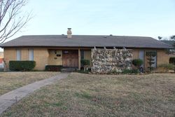 Pre-foreclosure in  POINT EAST DR Mesquite, TX 75150