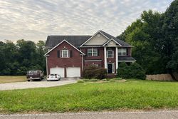 Pre-foreclosure in  BOB GRAY RD Knoxville, TN 37923