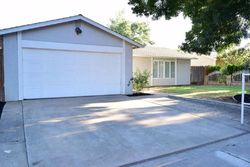 Pre-foreclosure in  MATHIA DR Modesto, CA 95351