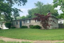 Pre-foreclosure in  SKYLARK DR Florissant, MO 63031