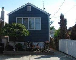 Pre-foreclosure in  EBBITTS ST Staten Island, NY 10306