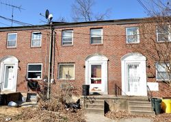 Pre-foreclosure in  PARKSIDE AVE Trenton, NJ 08618