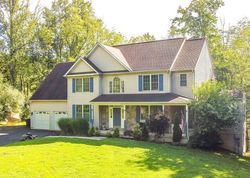 Pre-foreclosure Listing in GREENWOOD DR HELLERTOWN, PA 18055