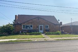 Pre-foreclosure in  PLEASANT AVE Mckeesport, PA 15133
