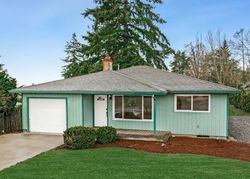 Pre-foreclosure in  SE VIEW ACRES RD Portland, OR 97267