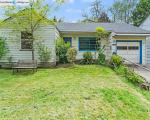 Pre-foreclosure in  SW FLORIDA ST Portland, OR 97219