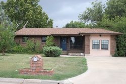 Pre-foreclosure in  NW GLENN AVE Lawton, OK 73505