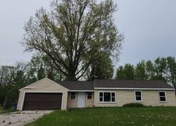 Pre-foreclosure in  STEWART AVE Streetsboro, OH 44241