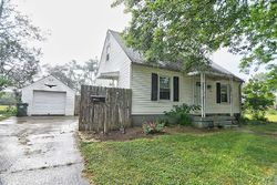 Pre-foreclosure in  RICHARDSON DR Middletown, OH 45042