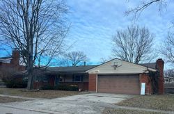 Pre-foreclosure in  INGERSOL DR Dayton, OH 45429