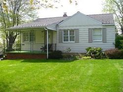 Pre-foreclosure in  S HAMBDEN ST Chardon, OH 44024