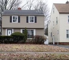 Pre-foreclosure in  PLAINFIELD RD Cleveland, OH 44121