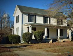 Pre-foreclosure Listing in W FRONT ST OXFORD, NC 27565