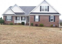 Pre-foreclosure in  GROUSE RUN Raeford, NC 28376