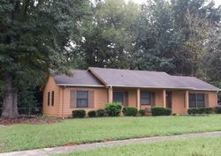 Pre-foreclosure in  COBBLERIDGE DR Charlotte, NC 28215