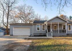 Pre-foreclosure in  FORT SMALLWOOD RD Pasadena, MD 21122