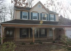 Pre-foreclosure in  HUMMINGBIRD DR Waldorf, MD 20603