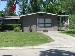 Pre-foreclosure in  SHADY LN Westlake, LA 70669