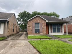 Pre-foreclosure in  E FOREST DR Baton Rouge, LA 70814