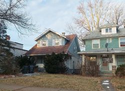 Pre-foreclosure in  MIDDLE AVE Elyria, OH 44035