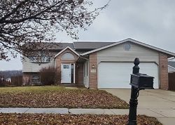 Pre-foreclosure in  MURRELET ST Hobart, IN 46342