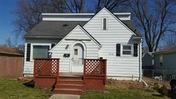 Pre-foreclosure in  PARKWAY AVE Elgin, IL 60120