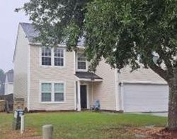 Pre-foreclosure in  HOLLY SPRINGS CIR Savannah, GA 31407