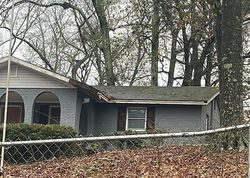 Pre-foreclosure in  E THOMSON DR Centerville, GA 31028