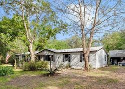 Pre-foreclosure in  NE 37TH RD Wildwood, FL 34785