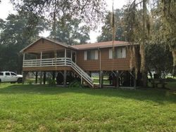 Pre-foreclosure in  NW GAR POND CT White Springs, FL 32096