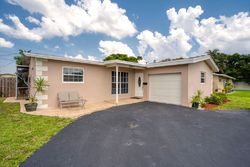 Pre-foreclosure in  NW 80TH TER Fort Lauderdale, FL 33322