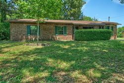 Pre-foreclosure in  W 17TH ST Russellville, AR 72801
