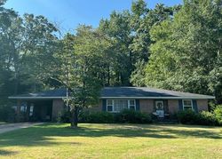 Pre-foreclosure in  LYNN HAVEN DR Tuscaloosa, AL 35404