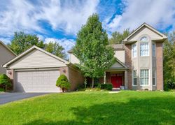 Pre-foreclosure in  JESTER LN Algonquin, IL 60102