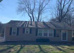 Pre-foreclosure in  COMMODORE DR Belleville, IL 62223